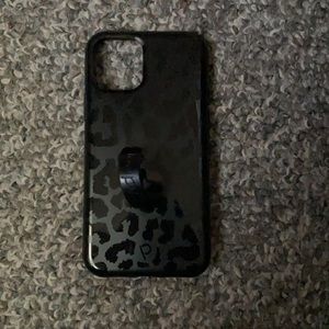 iPhone 11 Pro loopy case leopard midnight